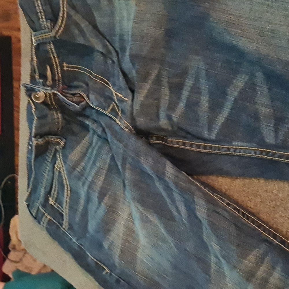 Axle - Picture 2 of 2